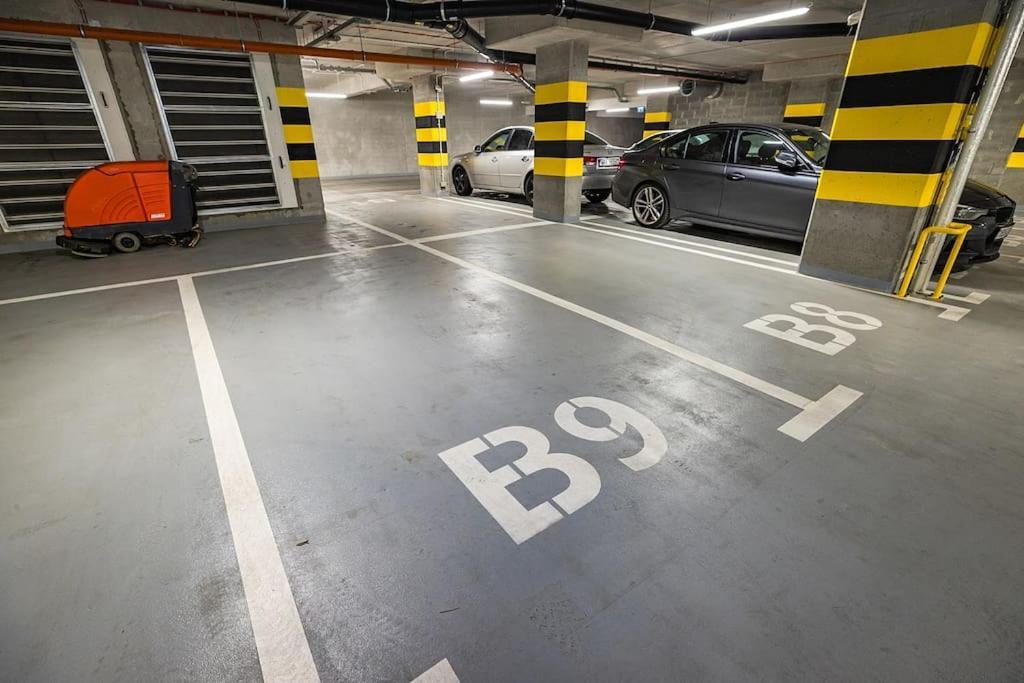 Superapart Klobucka Apt345 Warszawa Exteriör bild